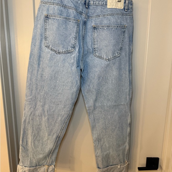 Zara  Light Wash Cuffed Denim Jeans - Picture 2 of 3